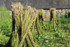 linen-stooks2